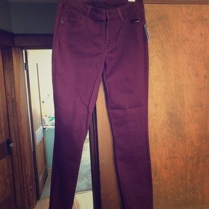 Old navy skinny rockstar jeans - burgundy color